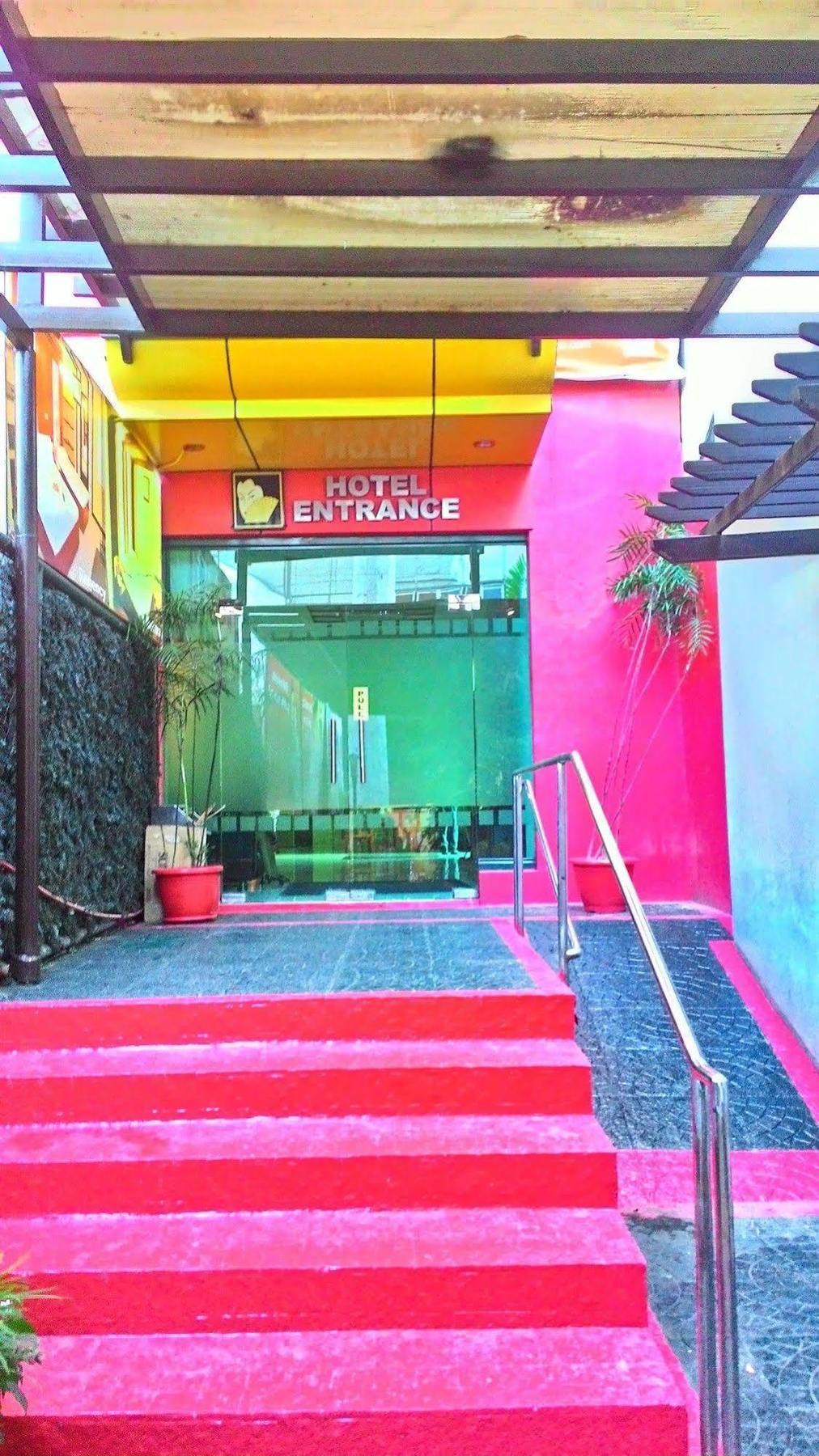 Hotel Sogo Sta Mesa Manila Exteriör bild